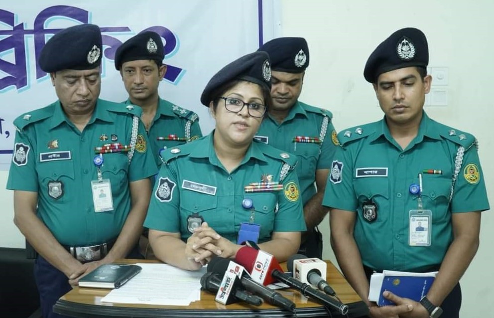 দৌলতপুরের ১৭ বছর সাজাপ্রাপ্ত পলাতক আসামি গ্রেফতার