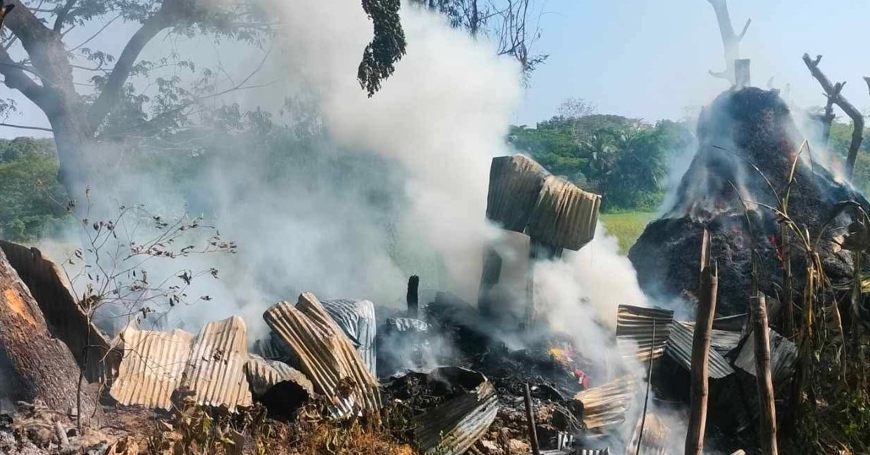 রাউজানে অগ্নিকাণ্ডে পুড়ে ছাই দিনমজুরের বসতঘর