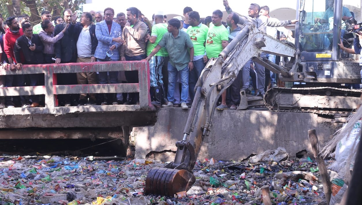 জলাবদ্ধতা নিরসনে খাল খনন কর্মসূচী কার্যকর ভূমিকা রাখবে